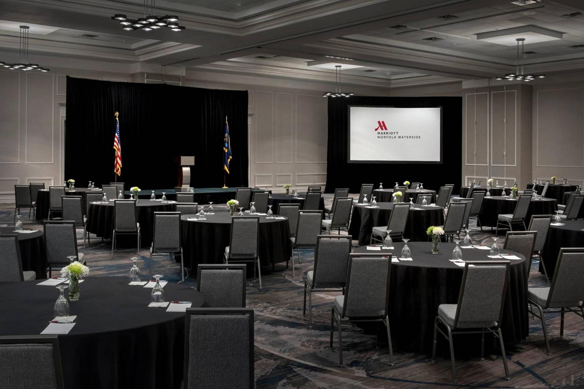 Hotel Norfolk Waterside Marriott Extérieur photo